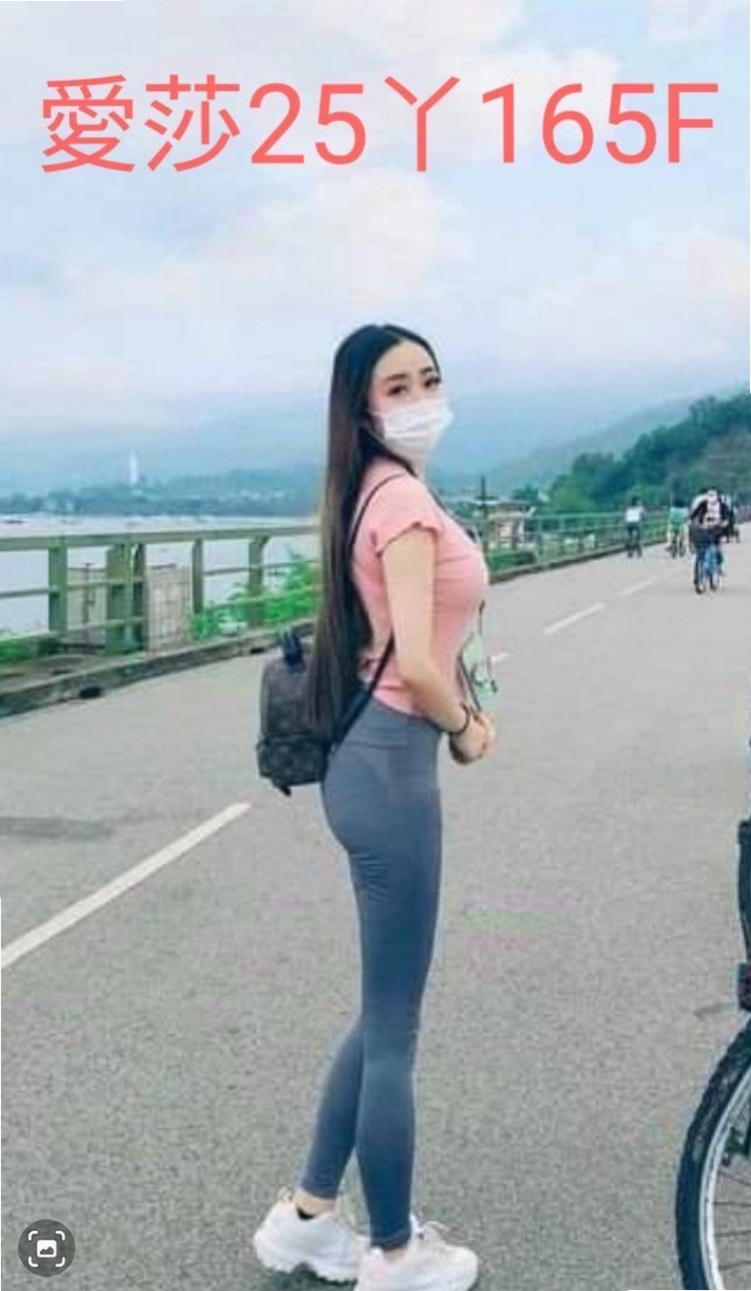 想找豐滿人妻？推薦安娜！太平外送茶坊，身高167cm，體重53kg，胸圍C罩杯，年齡24歲。他喜歡被人抱著 在親他胸部 在撫摸他的穴穴 服務：可喇舌 無套吹 口爆 清水 69 角色
